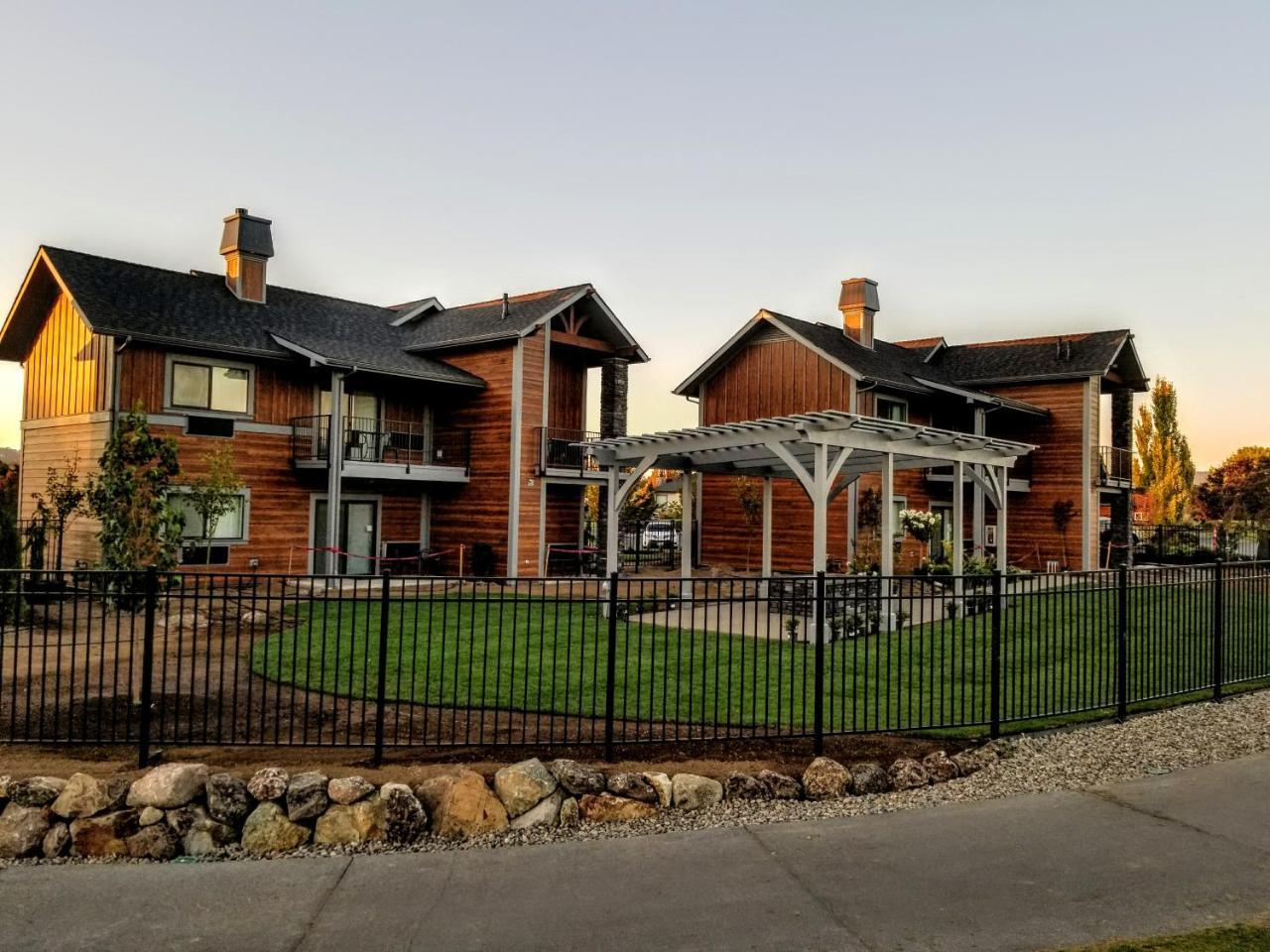Resort At Eagle Point Golf Club Lodging Kültér fotó
